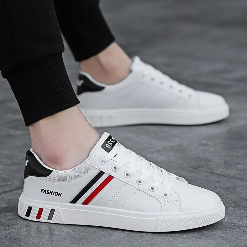 Zapatillas informales para hombre, zapatillas de skate, zapatillas planas de PU, zapatillas para estudiantes, zapatillas para actividades al aire libre, zapatillas urbanas, zapatillas con cordones para caminar, tallas grandes 48