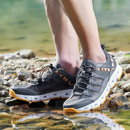 Zapatillas de malla transpirable para hombre, ligeras y cómodas, zapatillas deportivas de moda, con cordones, zapatos casuales, zapatos planos, zapatillas para hombre