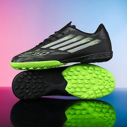 Chaussures de football pour hommes FG/AG pour terrain ferme, légères, à lacets, antidérapantes, professionnelles, pour adultes, pour la compétition en extérieur.