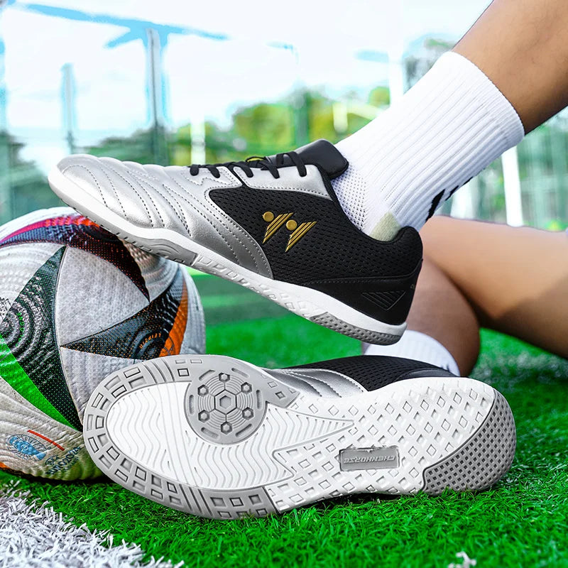 Nye fodboldstøvler til mænd i høj kvalitet til græs – højskaftede futsal-sneakers, skridsikre fodboldsko til kamp, indendørs og udendørs sport