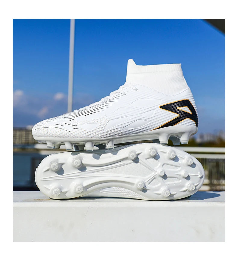 Nouvelles chaussures de football pour hommes, chaussures de football montantes, baskets d'extérieur antidérapantes, crampons de haute qualité pour futsal, intérieur et gazon, meilleures ventes