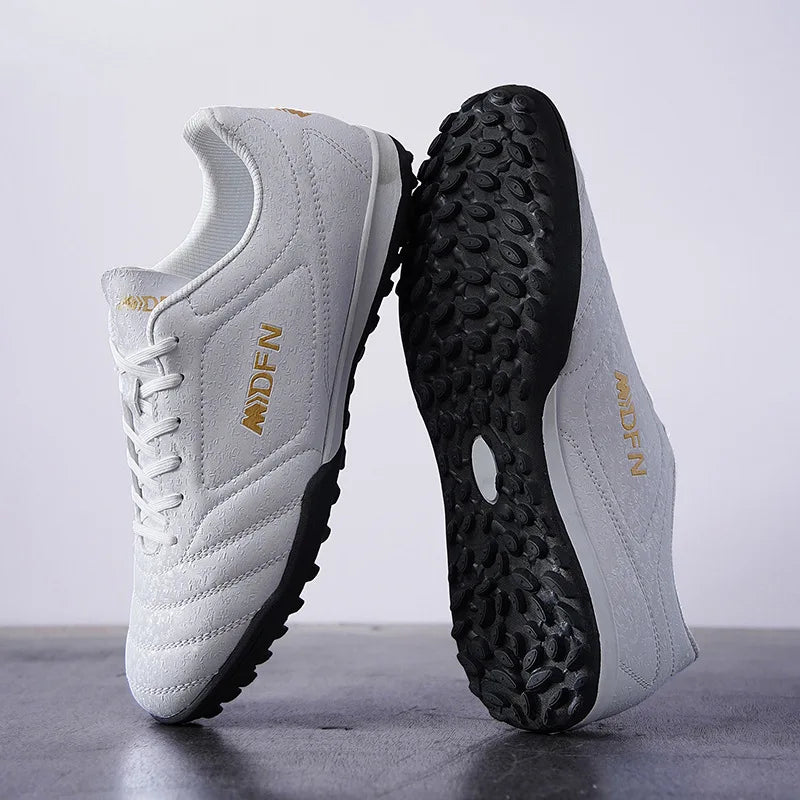 New Men Football Boots Men Soccer Shoes Adults Society Football Cleats Ultralight Training Soccer Sneakers Outdoor Lagre Size 47