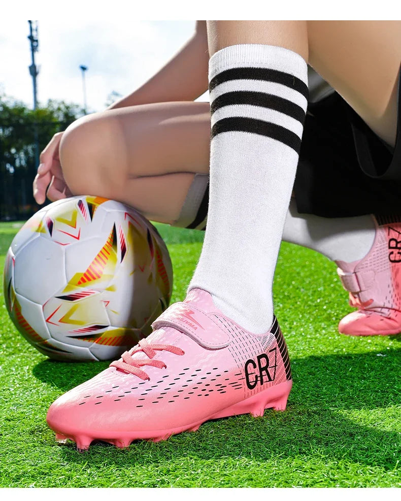 Nouvelles chaussures de football pour enfants, chaussures de sport d'extérieur, chaussures de football pour garçons et filles, chaussures de football à boucles, chaussures de futsal, pointures 28-39