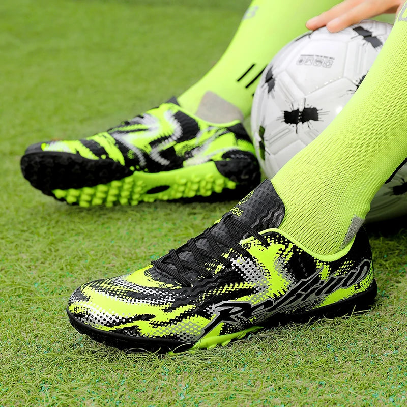 Nouvelles chaussures de football pour hommes, crampons FG, pointes longues TF, crampons pour terrain synthétique, chaussures de football Yonug, antidérapantes, unisexes, pour entraînement et match sur gazon extérieur