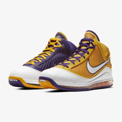 Nike Authentic Lebron 7 LBJ7 James herrbasketskor för spel på plan CW2300-500