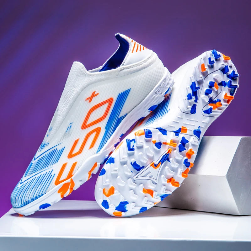 New Men’s Soccer Shoes Grass Football Boots Ultralight Sport Comfortable Indoor Cleats Non-Slip FG Turf Futsal Adult Non-Slip