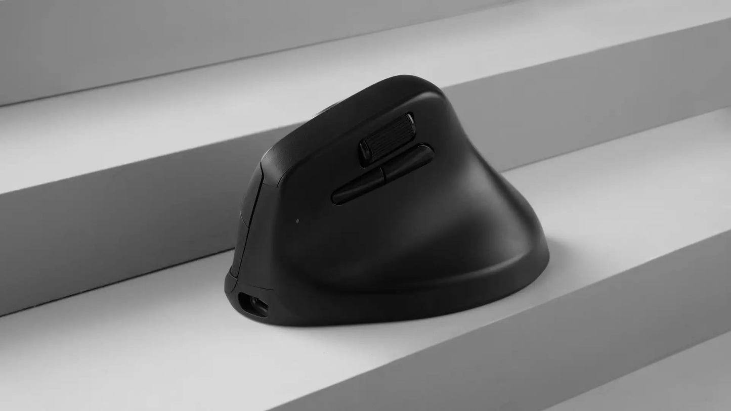 Keychron M5 trådløs ergonomisk optisk mus, 8K polling rate, 2.4GHz og Bluetooth, Type-C, 3950-sensor