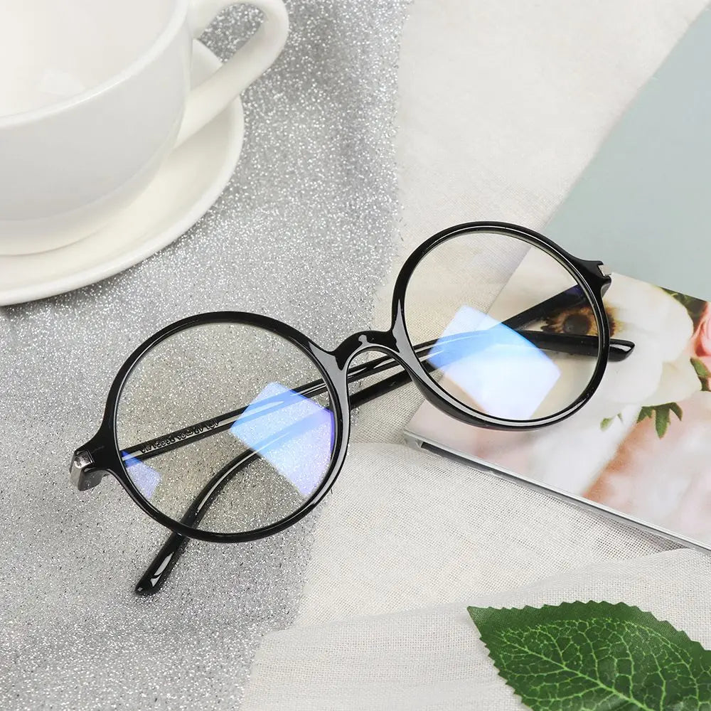 NEW Fashion Square Sunglasses Women Designer Luxury Man/Women Cat Eye Sun Glasses Classic Vintage UV400 Outdoor Oculos De Sol