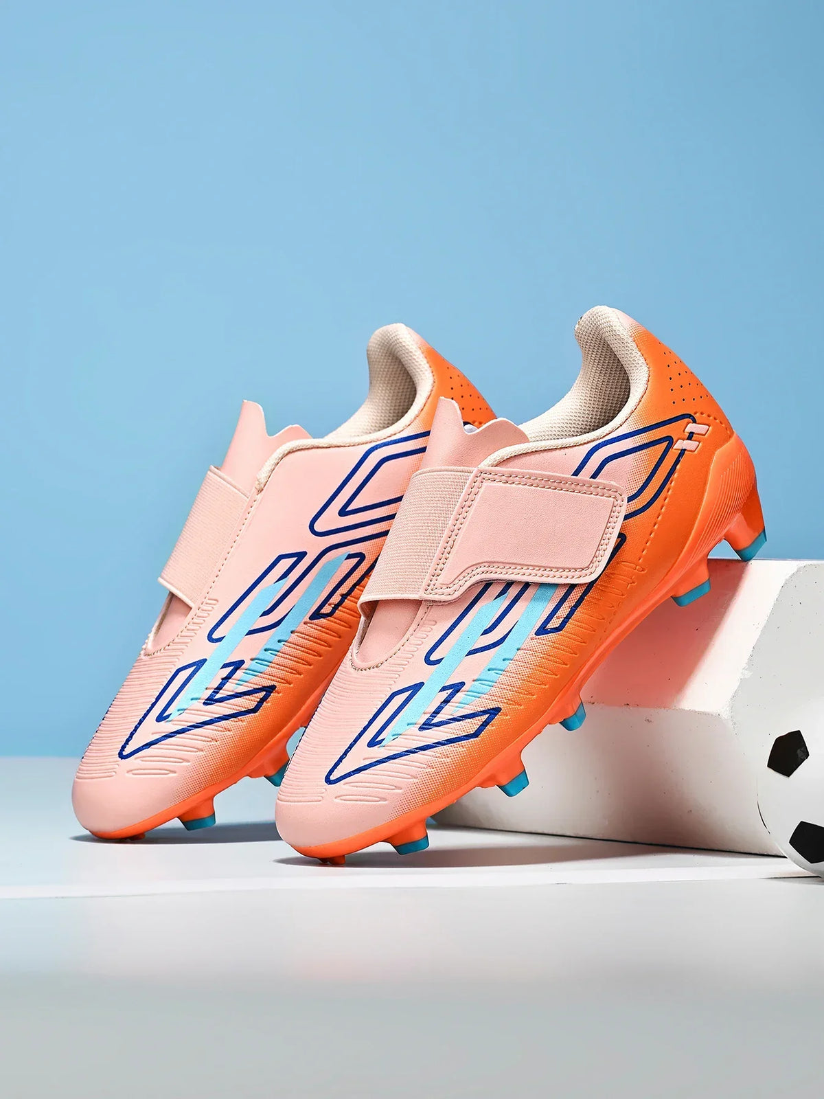 Chaussures de football professionnelles pour hommes, sans lacets, antidérapantes, pour jeunes, crampons FG/TF, entraînement sur terrain, crampons rapides pour le football.