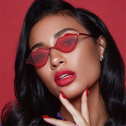 Sexy Red Lips Sunglasses for Men Women Trendy Retro Metal Frame Halloween Party Cosplay Eyewear Fashion Ocean Lens Sun Glasses