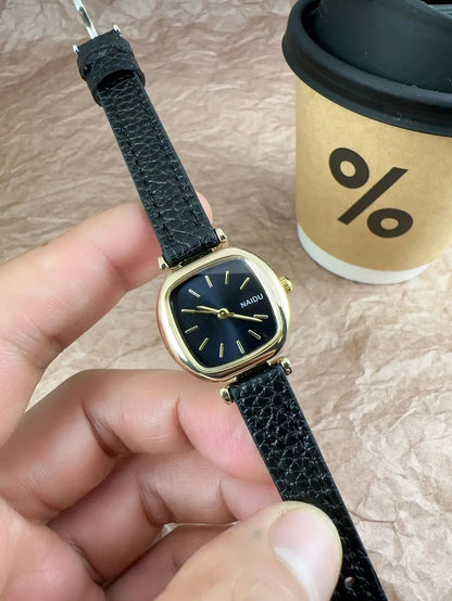 Hot Sale Women Watch Simple Small Dial Quartz Watches Luxury Ladies Gift Wristwatch Fashion Student Leather Strap Clock Relógio