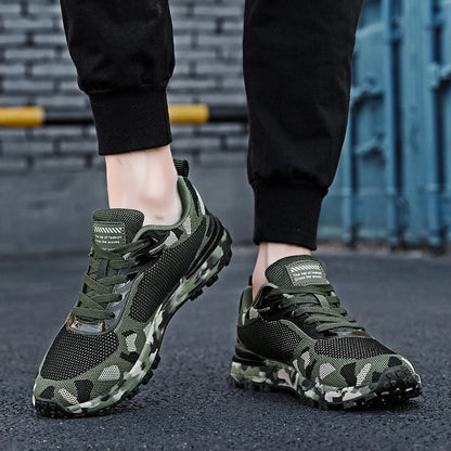 Men's camouflage breathable sports shoes are comfortable and non slip soft soled shoes suitable for men's outdoor activities