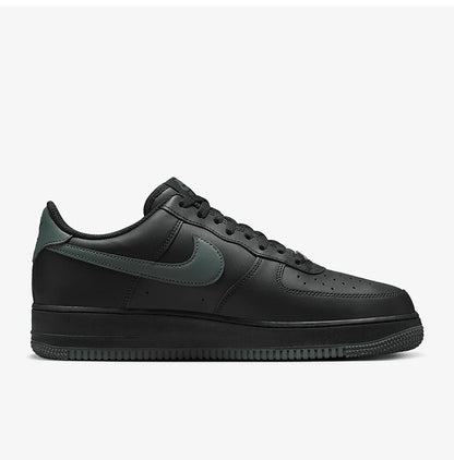 Pánske tenisky Nike Genuine Air Force 1 07 FJ4146-001