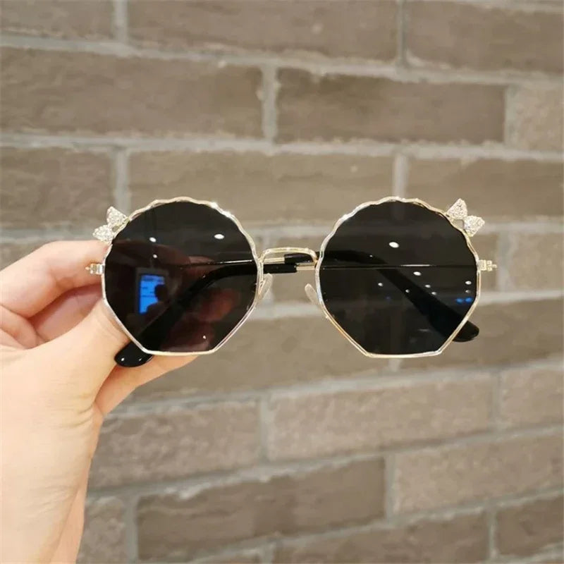 New Fashion Children's Sunglasses Boys and Girls Anti-UV Sun Glasses Baby Cute Bow Little Girl Shell Glasses Metal Frame Eyewear