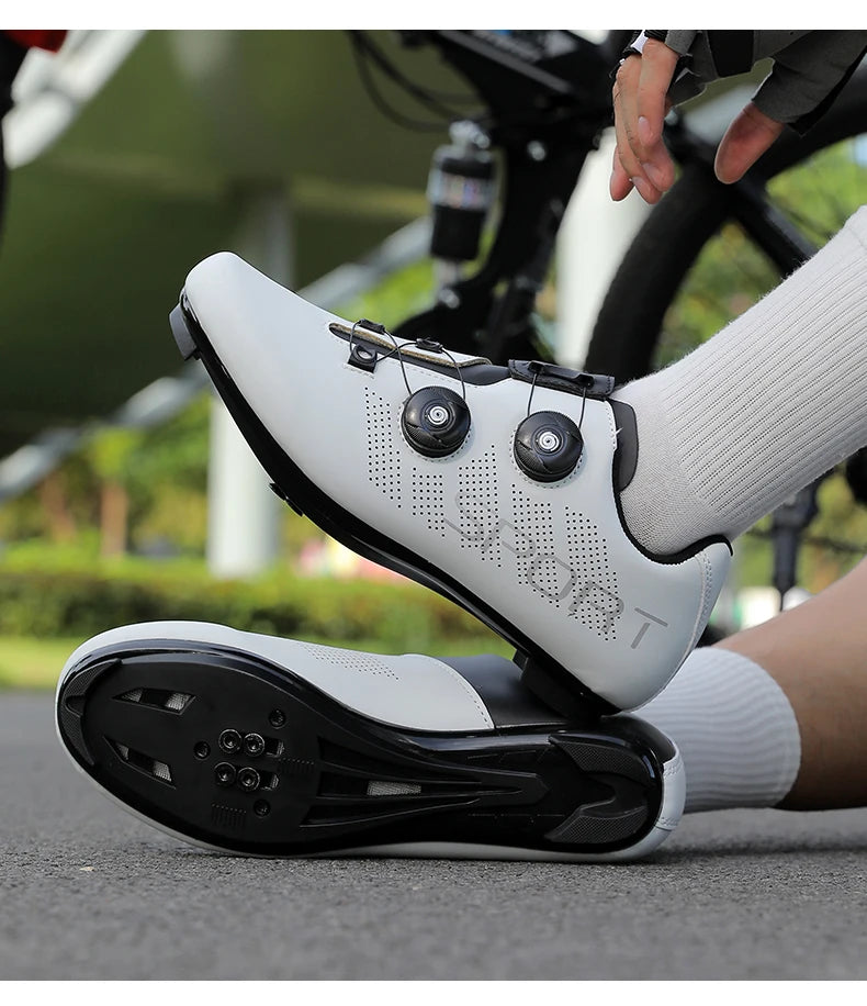 Ténis de ciclismo, sapatos de MTB respiráveis, sapatos de ciclismo de montanha para homem e mulher, sapatos para trilhos, sapatos desportivos para ciclismo de estrada, sapatos de ciclismo com pedais SPD
