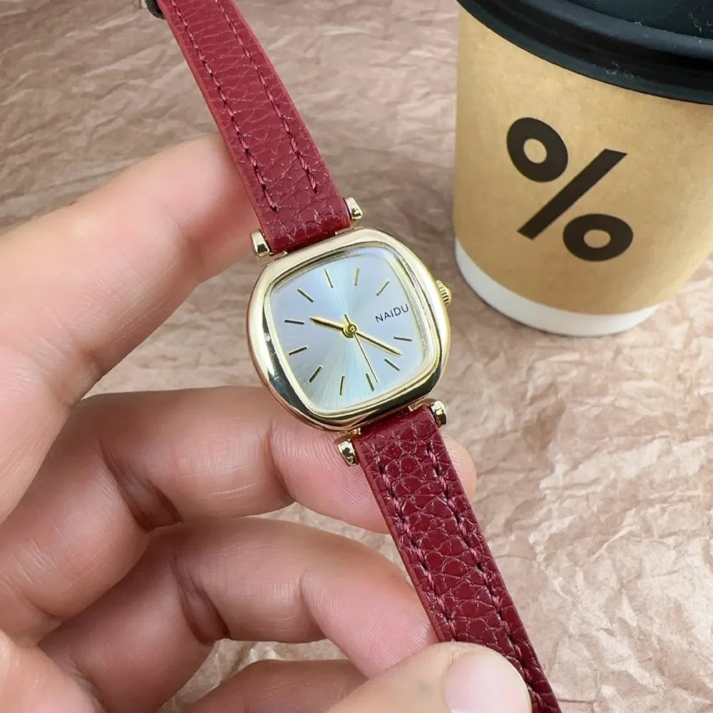 Hot Sale Women Watch Simple Small Dial Quartz Watches Luxury Ladies Gift Wristwatch Fashion Student Leather Strap Clock Relógio
