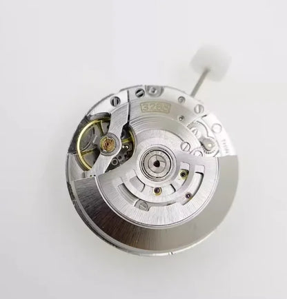 New 40MM GMT Watch for Men 3285 Movement Luxury Sapphire Glass Mechanical Watch 904L Stainless Steel Case Strap Customized ﻿