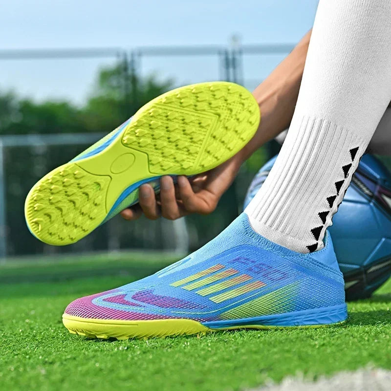 Nouvelles chaussures de football pour hommes, crampons de sport d'extérieur pour garçons et adultes, bottes de football d'entraînement respirantes, antidérapantes, à crampons longs, confortables