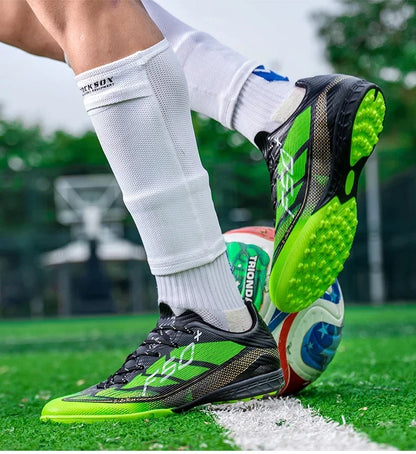 Nouvelles chaussures de football pour hommes, chaussures de sport d'extérieur, chaussures de match professionnelles, baskets antidérapantes, chaussures de football d'entraînement, chaussures ultralégères unisexes