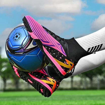 Nouvelles chaussures de football pour hommes, antidérapantes, pour futsal, à haute cheville, pour intérieur et extérieur, chaussures de sport de haute qualité, bottes de football ultralégères antidérapantes