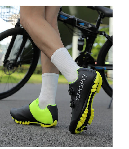 Ténis de ciclismo, sapatos de MTB respiráveis, sapatos de ciclismo de montanha para homem e mulher, sapatos para trilhos, sapatos desportivos para ciclismo de estrada, sapatos de ciclismo com pedais SPD