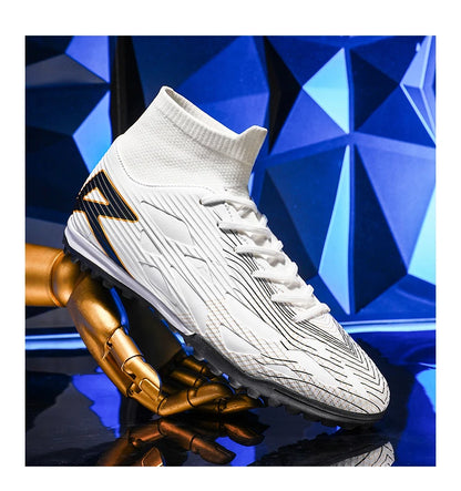 Nouvelles chaussures de football pour hommes, chaussures de football montantes, baskets d'extérieur antidérapantes, crampons de haute qualité pour futsal, intérieur et gazon, meilleures ventes