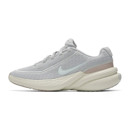 Nike IB2766-009, chaussures de course pour femmes avec amorti, respirantes, confortables, idéales pour le sport et les activités de plein air.