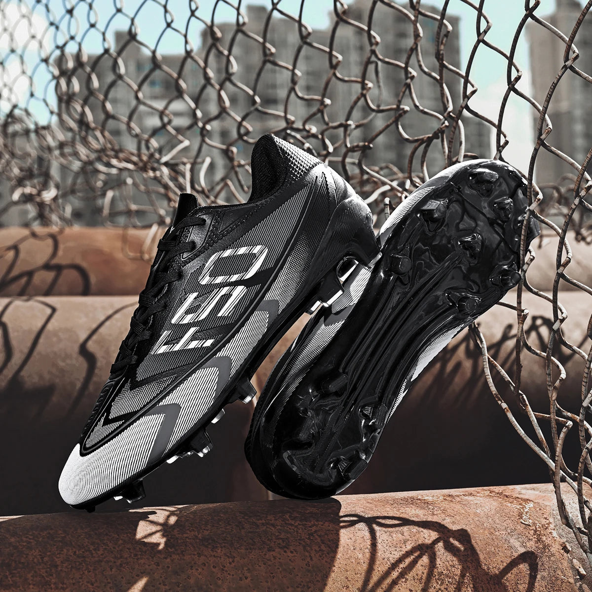 Chaussures de football AG/FG de style nouveau, crampons stables en TPU longs, unisexe, pour terrain de gazon extérieur, matchs et entraînements de football