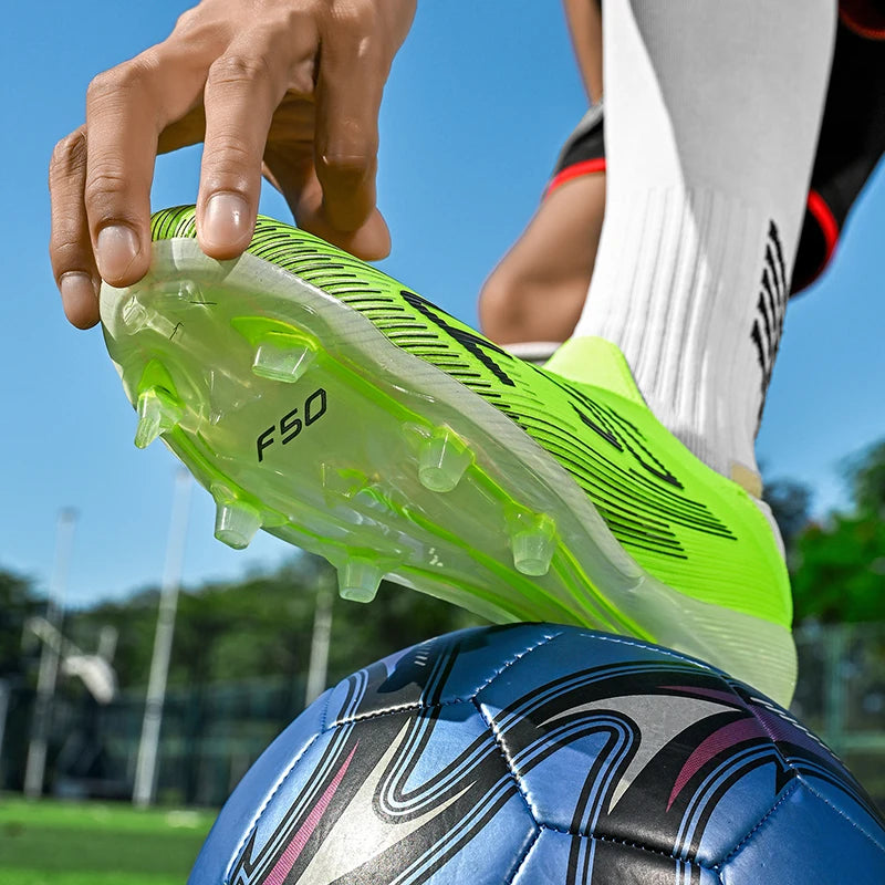 Chaussures de football F50 pour hommes, crampons d'entraînement rapides, chaussures de football antidérapantes pour extérieur, Chuteira Campo 35-45