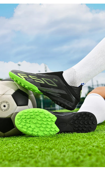 New Men's Football Boots Turf Soccer Shoes Sport Ultralight Comfortable Cleats Futsal Non-Slip FG Grass Indoor Adult Non-Slip