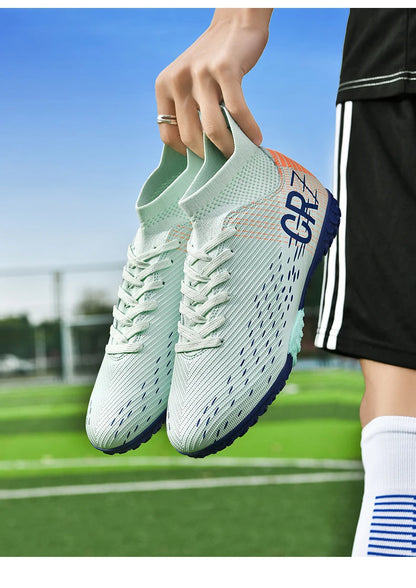 Chaussures de football professionnelles pour hommes, originales, respirantes, confortables, résistantes, pour terrain en herbe.
