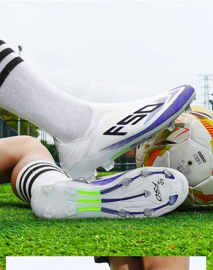 Nouvelles chaussures de football pour hommes, de haute qualité, très vendues, antidérapantes, mi-hautes, légères, pour l'extérieur, crampons de match, pour l'entraînement sur gazon.