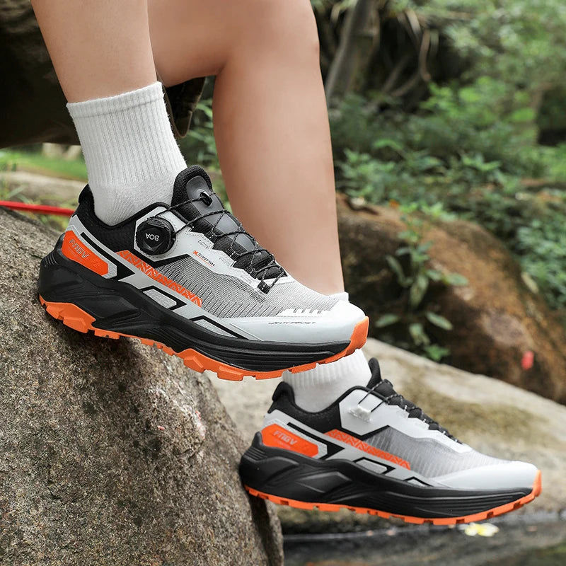 Mens Running Shoes 2025 New Breathe Mesh Outdoor Off Road Hiking Shoes Cushioning Flat Soft Mesh Walking Shoes for Man