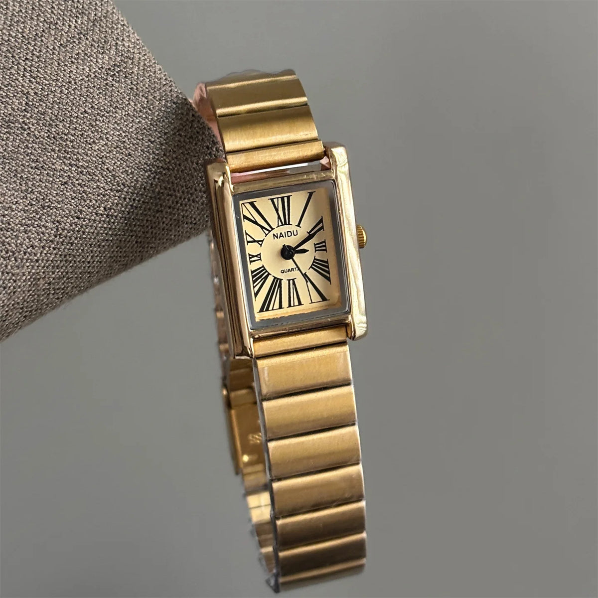Hot Sale Women Watch Fashion Leather Strap Quartz Wristwatches Luxury Roman Dial Girl Ladies Gift Watch Relojes Para Mujer