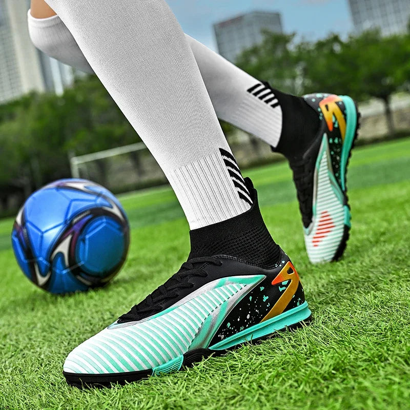 Chaussures de football pour hommes, chaussures de sport, chaussures de futsal à tige haute, chaussures de football de haute qualité pour l'intérieur, antidérapantes, pour l'entraînement en extérieur, crampons ultra-lég