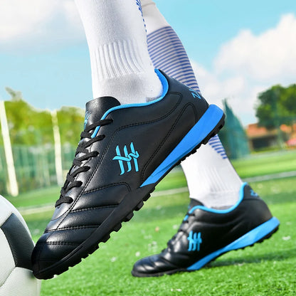 Nouveaux hommes haute cheville en plein air ultraléger bottes de Football chaussures de Football intérieur de haute qualité chaussures de sport antidérapantes Futsal antidérapant