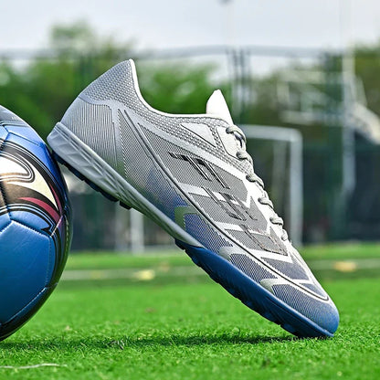 Chaussures de football FG/TF populaires, crampons de football unisexes à tige basse, baskets de football pour terrain, crampons d'entraînement rapides, crampons antidérapants à pointes longues