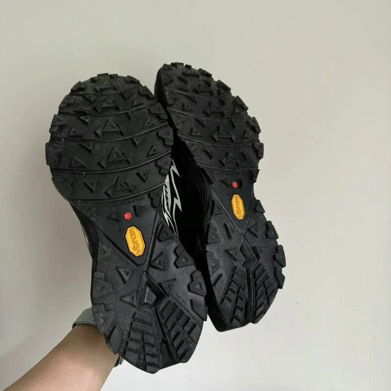 2026 Luxury Brand Trail Running Shoes Men Women Quick Lacing Outdoor Sports Shoes Unisex Anti-Slip Jogging Shoes Couples
