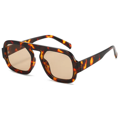 Retro Pilot Square Sunglasses Lady Fashion Simple Ins Black Tea Sun Glasses for Women Men Trending Outdoor Casual Shades UV400