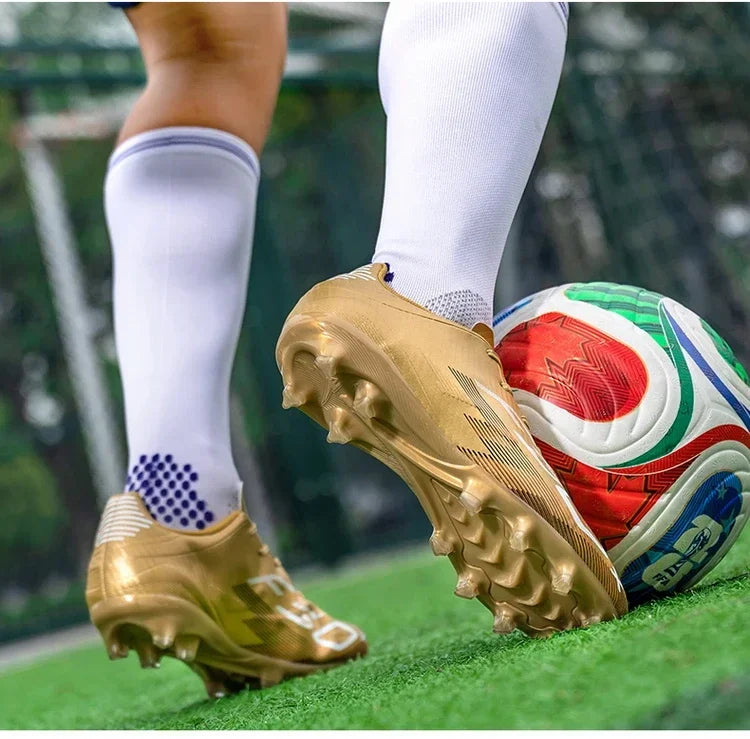 Nouvelles chaussures de football pour hommes, chaussures d'entraînement, baskets de match, chaussures de football pour terrain en herbe, chaussures de sport professionnelles antidérapantes, ultra-légères, unisexes.