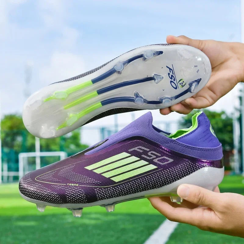 Nouvelles chaussures de football pour hommes, crampons longs antidérapants pour adultes, chaussures de sport pour garçons, crampons d'entraînement en plein air, respirantes et confortables