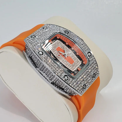 Luxury Diamond Watch For Women Elegant Tonneau Original Design Watches Fashion Ice Out Sport Rubber Strap Waterproof Mille Clock