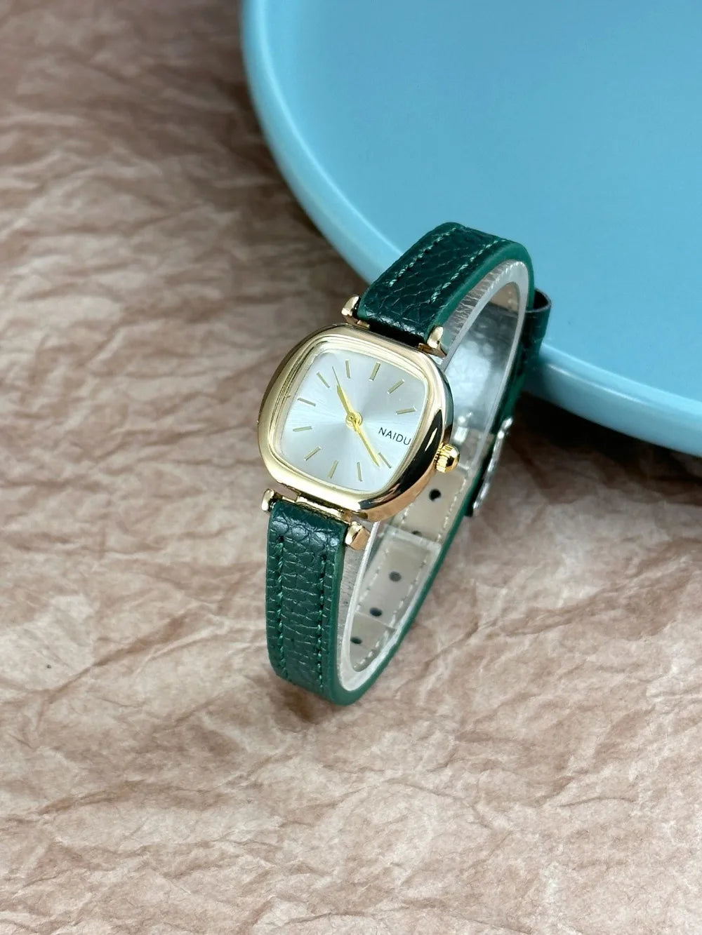 Hot Sale Women Watch Simple Small Dial Quartz Watches Luxury Ladies Gift Wristwatch Fashion Student Leather Strap Clock Relógio