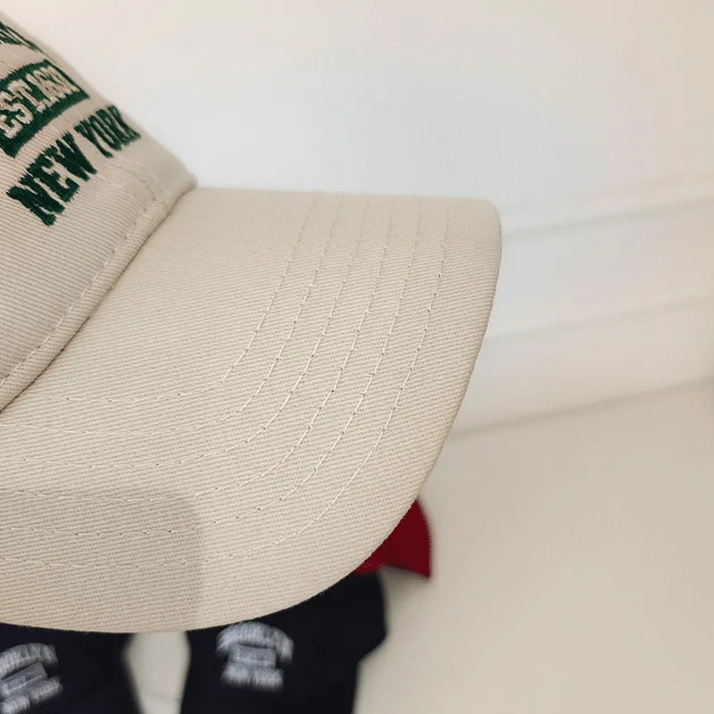 Baseballkeps i mjuk bomull med broderade bokstäver för kvinnor och män, vardags- och friluftssport, med böjd skärm, unisex, hiphop- och pappakepsar