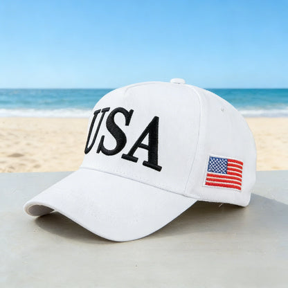 A fashionable white American hat with "45-47" details, perfect for a beach outing, ideal for a leisurely walk by the seaside or