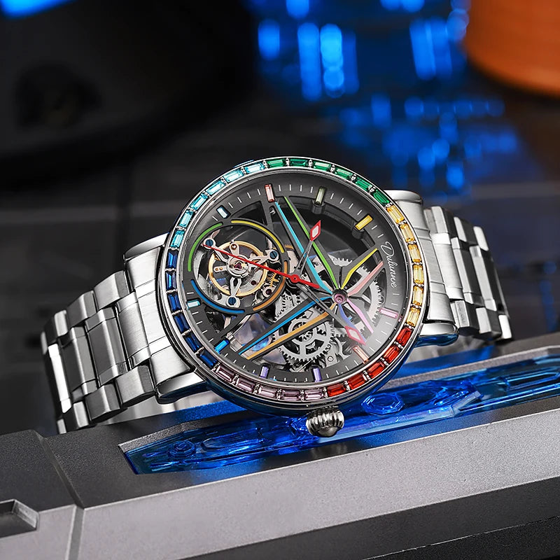 Relógio esqueleto para homem, estilo moderno, adornado com pedras preciosas nas cores do arco-íris, equipado com um turbilhão; relógio mecânico automático de luxo, estanque até 30 metros.
