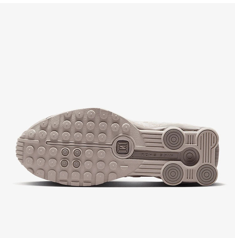 Оригинални дамски ниски маратонки за бягане с омекотяване Nike Shox R4 HV0934-001