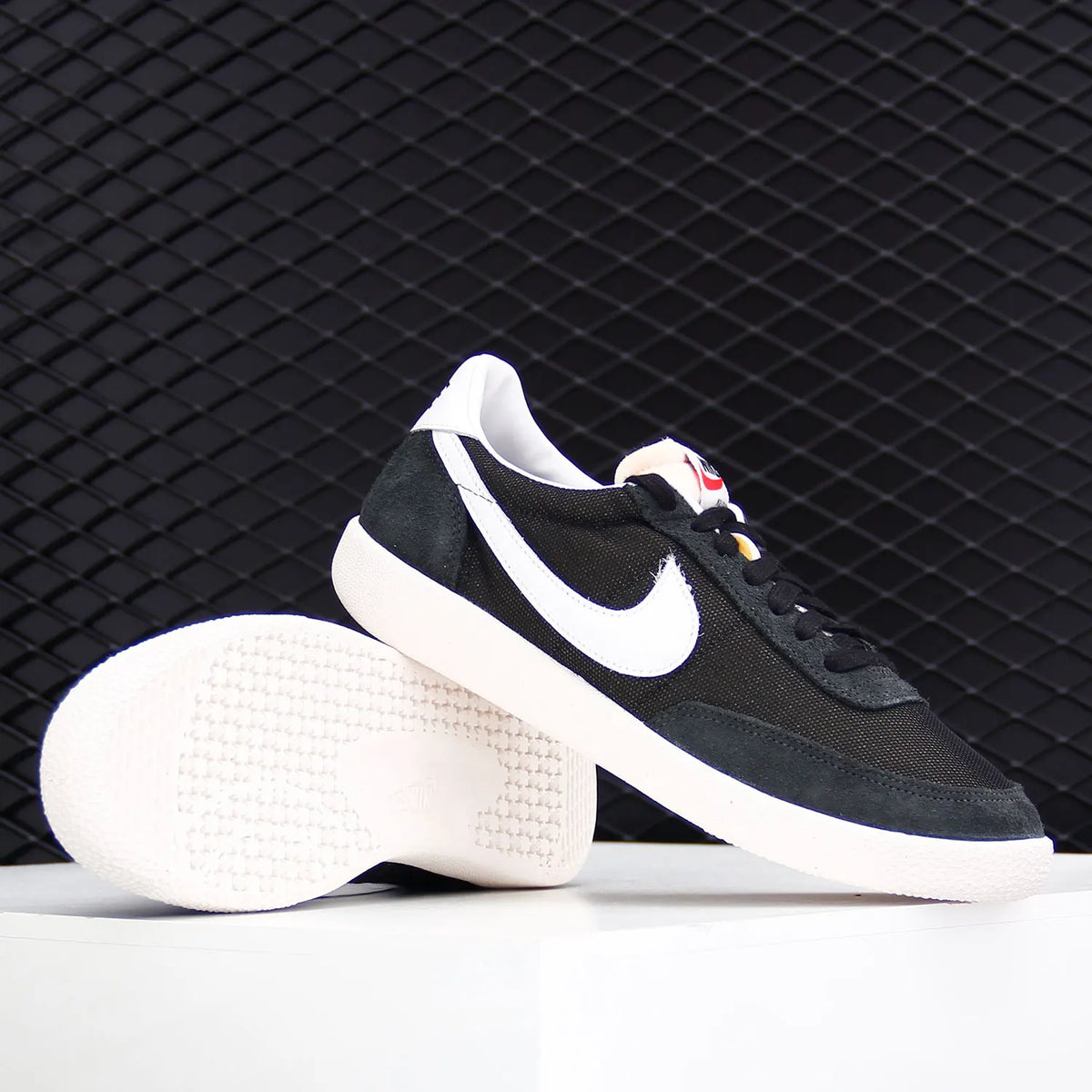 Oryginalne unisexowe, lekkie, codzienne buty skateboardowe Nike w stylu retro DC1982-001