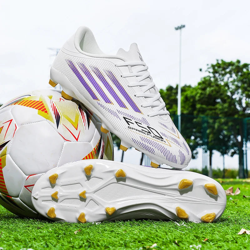 Chaussures de football pour hommes FG/AG pour terrain ferme, légères, à lacets, antidérapantes, professionnelles, pour adultes, pour la compétition en extérieur.