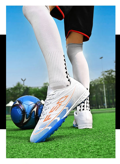 Nouvelles chaussures de football pour hommes, chaussures de futsal à cheville haute, respirantes, antidérapantes, de haute qualité, ultralégères, chaussures de sport, chaussures de match en plein air